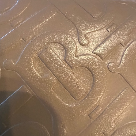 New BURBERRY/ Tan Monogram Card and Coin Case - Picture 14 of 16